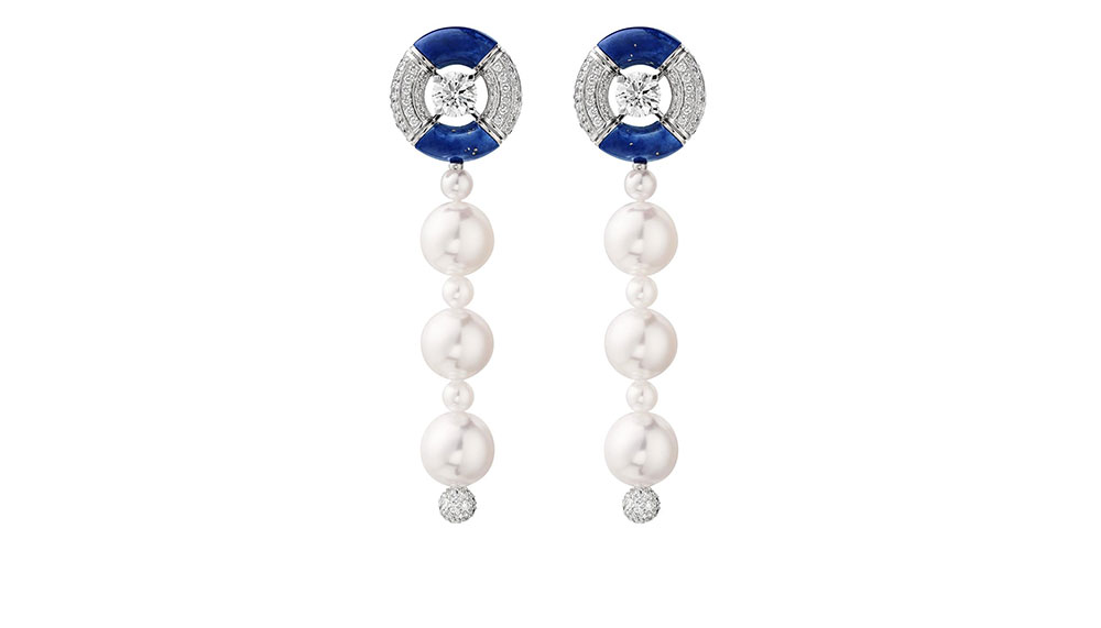 Chanel Precious Float earrings