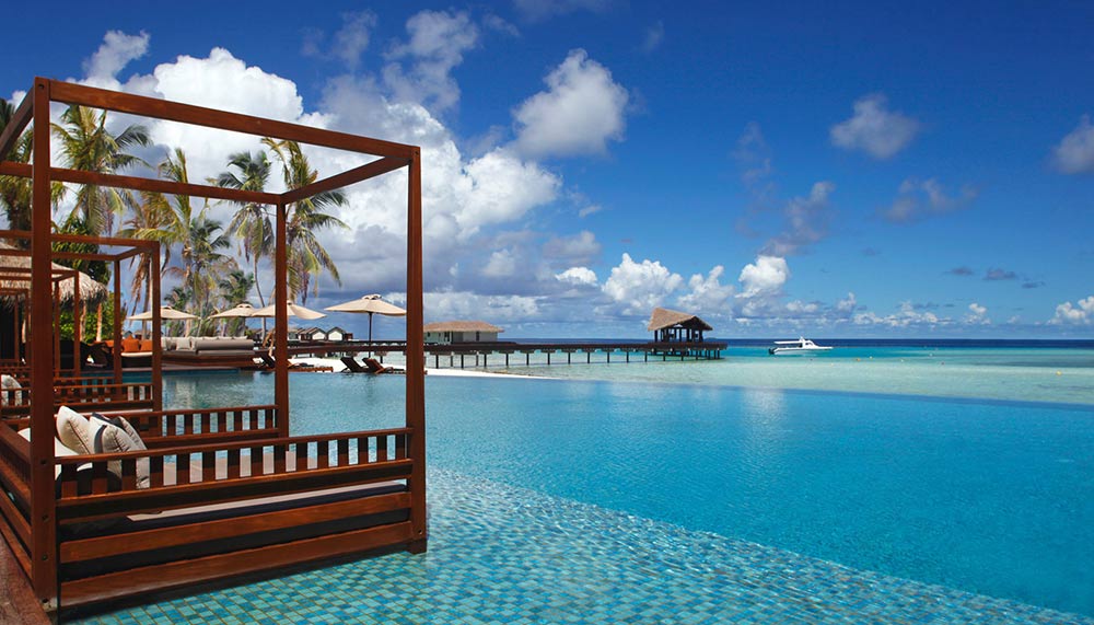 Maldives, Sky Premium International