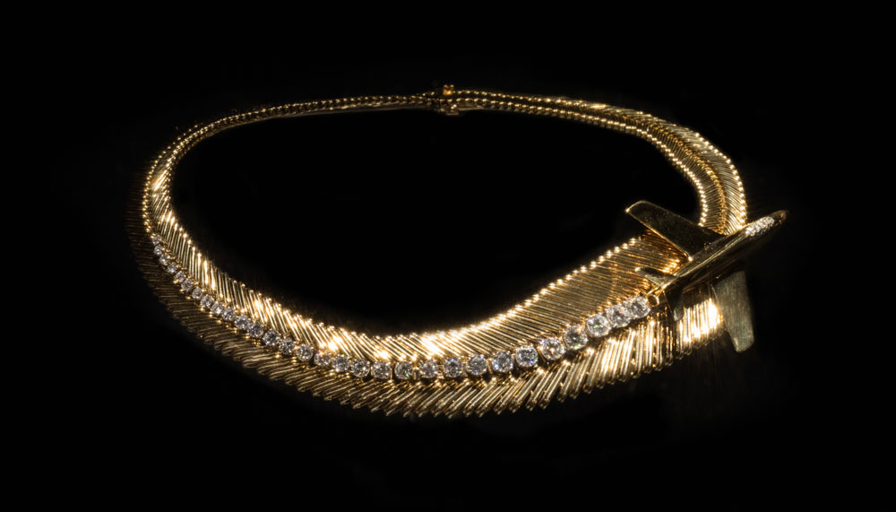 Van Cleef & Arpels Mystere IV necklace