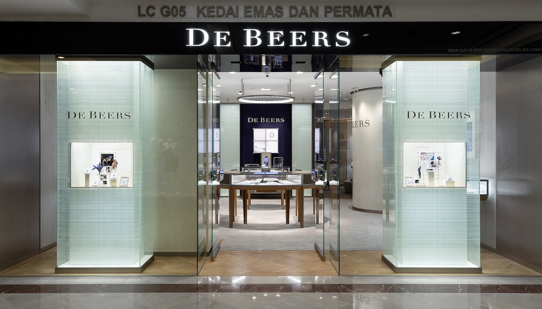 De Beers' 130-year Mastery of Diamonds is Showcased in its New KL