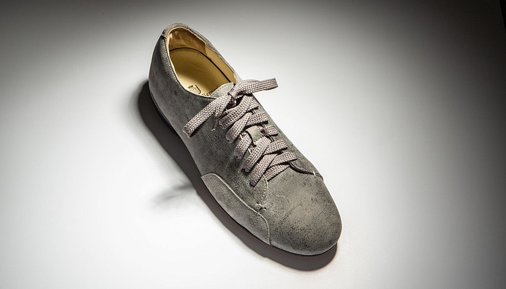 Italian shoemaker Stefano Bemer Introduces Customised Driving Shoes ...