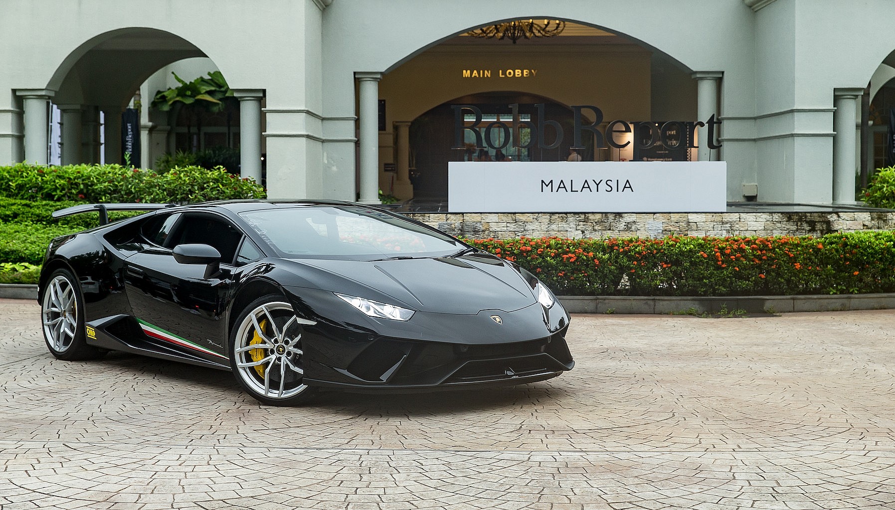 Robb Report Malaysia Ultimate Drives 2018 Lamborghini Huracan Performante Robbreport Malaysia