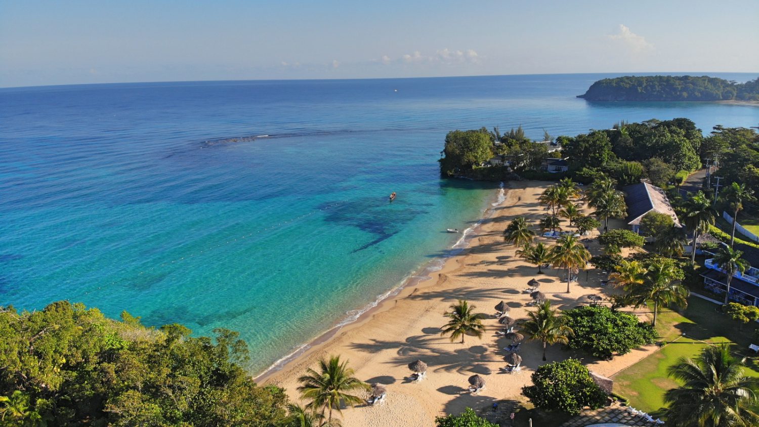 The Beautiful Jamaica Inn Has An Intimate Connection With James Bond ...