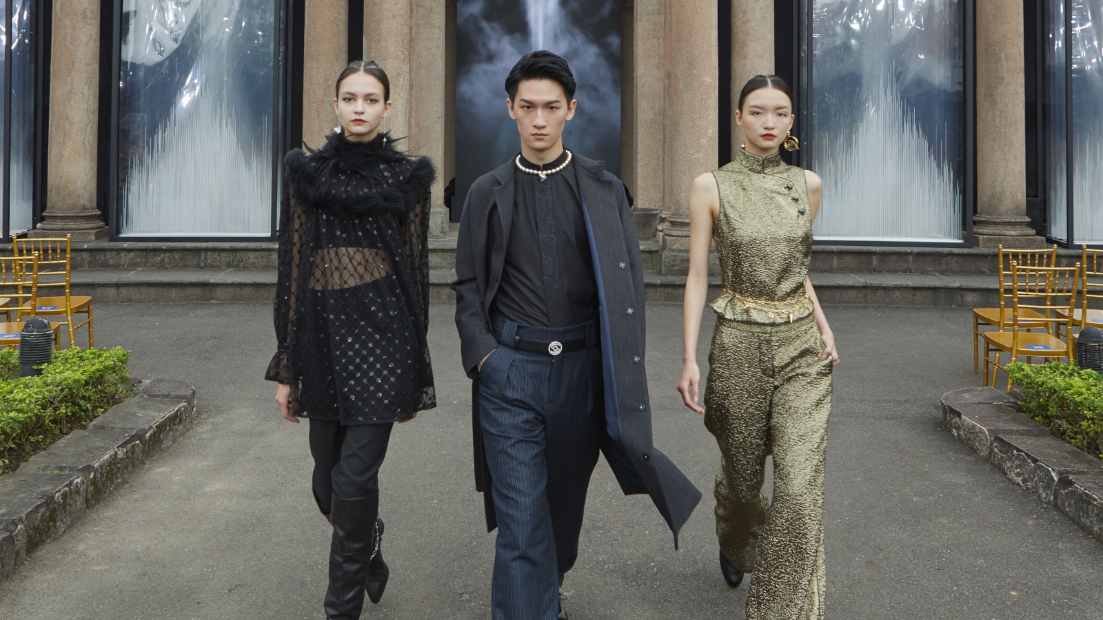 Shiatzy Chen's Autumn-Winter Collection Looks At Power Dressing Through ...