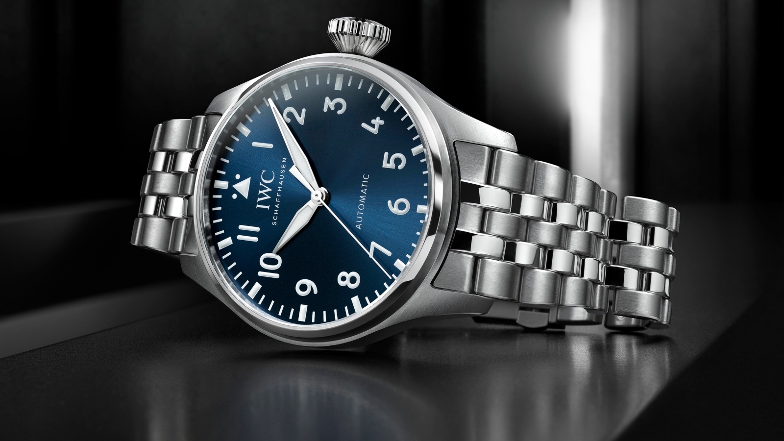 Here s Why IWC Schaffhausen Made The New Big Pilot Watch Smaller