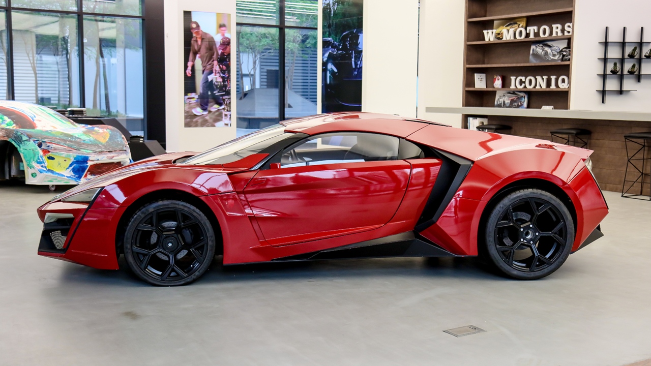 This Lykan Hypersport Stunt Car Featured In Fast & Furious 7 Skyscraper ...