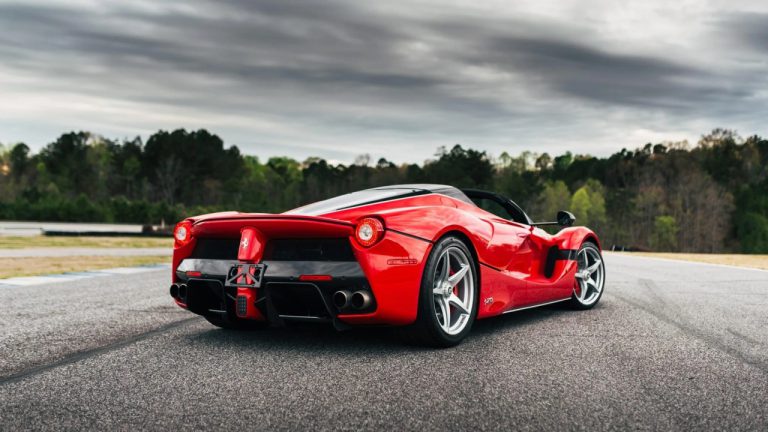 This Ultra-Rare Ferrari LaFerrari Aperta Is Breaking Records At Auction ...