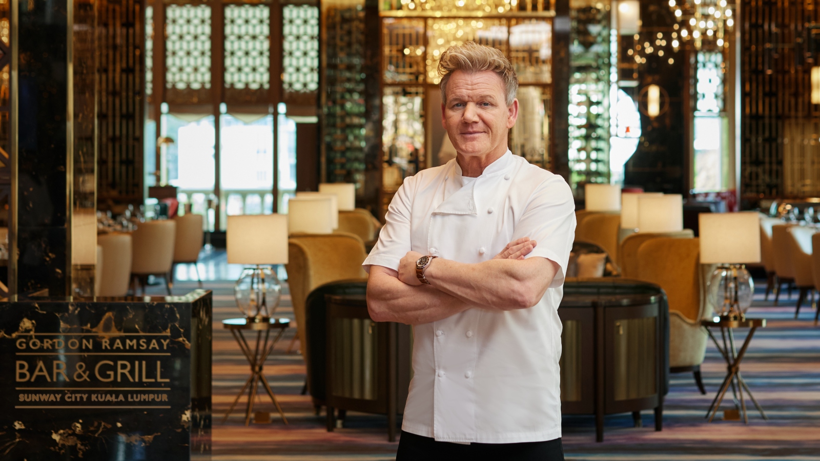 Gordon Ramsay On How Chilli Crab Nearly Destroyed His Tastebuds | Robb ...