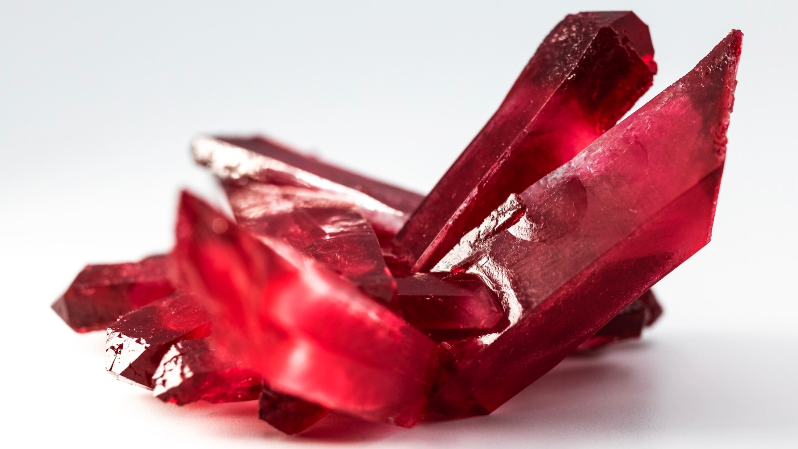 How To Invest In Pigeon Blood Rubies – Considered The King Of Gemstones ...