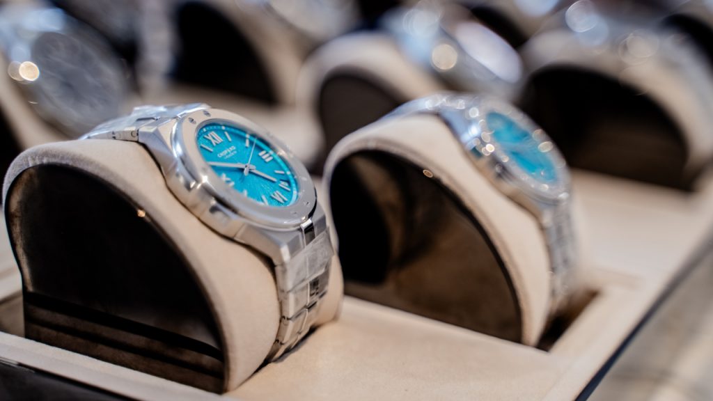 Chopard s Alpine Eagle In Maritime Blue Takes Centre Stage At