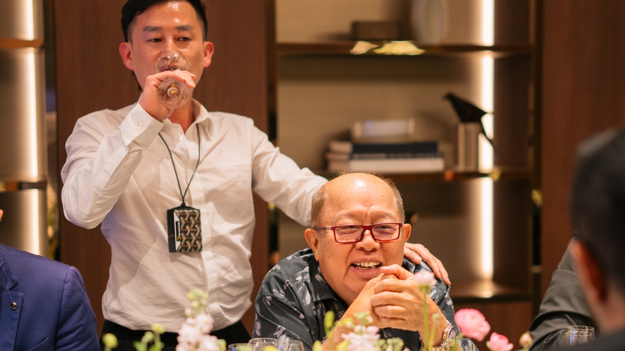 Hoe Huat’s principal Ryan Kwan (left) and guest JP Chin.