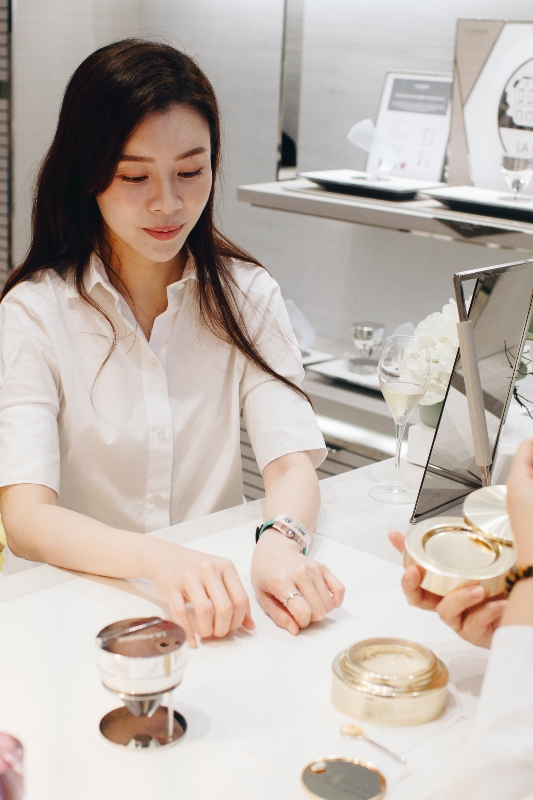 Guests got to explore La Prairie’s full range of products and receive recommendations to pair them with the Life Matrix Haute Rejuvenation Cream.