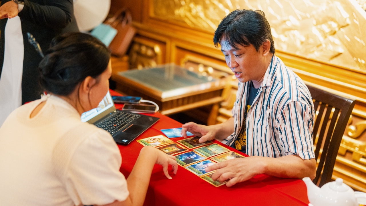 Tarot reading proved to be equally appealing to many of the guests that evening.