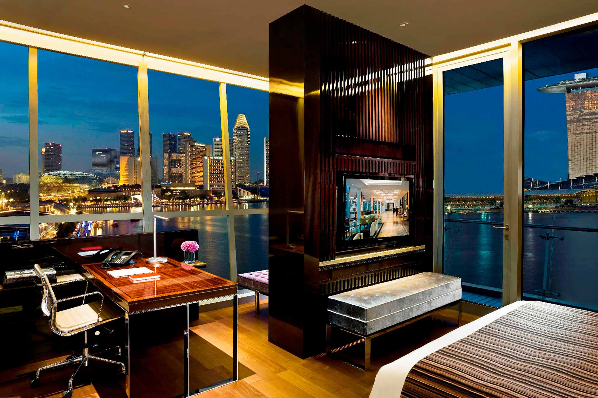 four-astounding-suites-in-four-amazing-city-hotels-that-define-urban