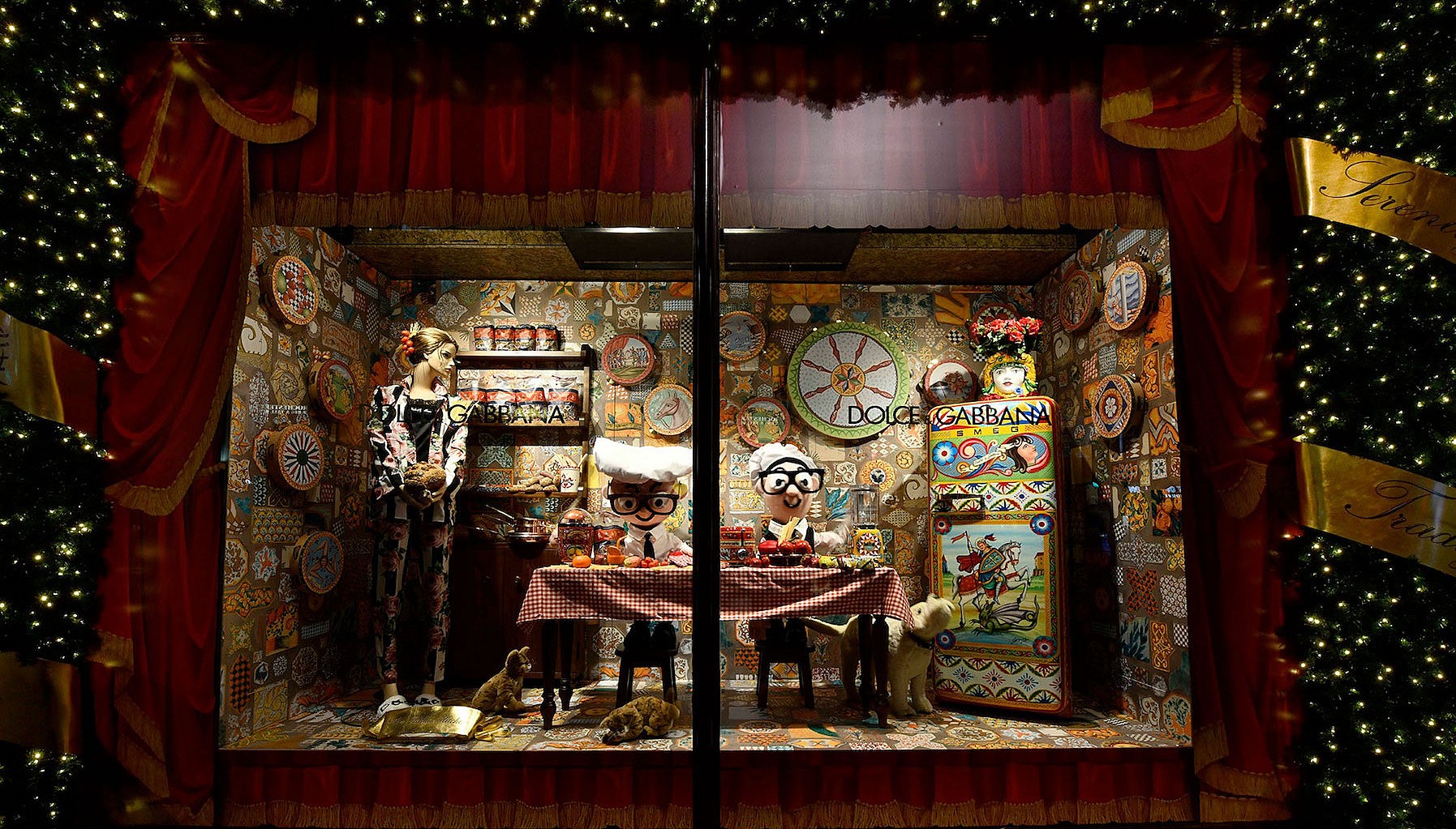 The most magical Christmas window displays of 2017 | RobbReport Malaysia